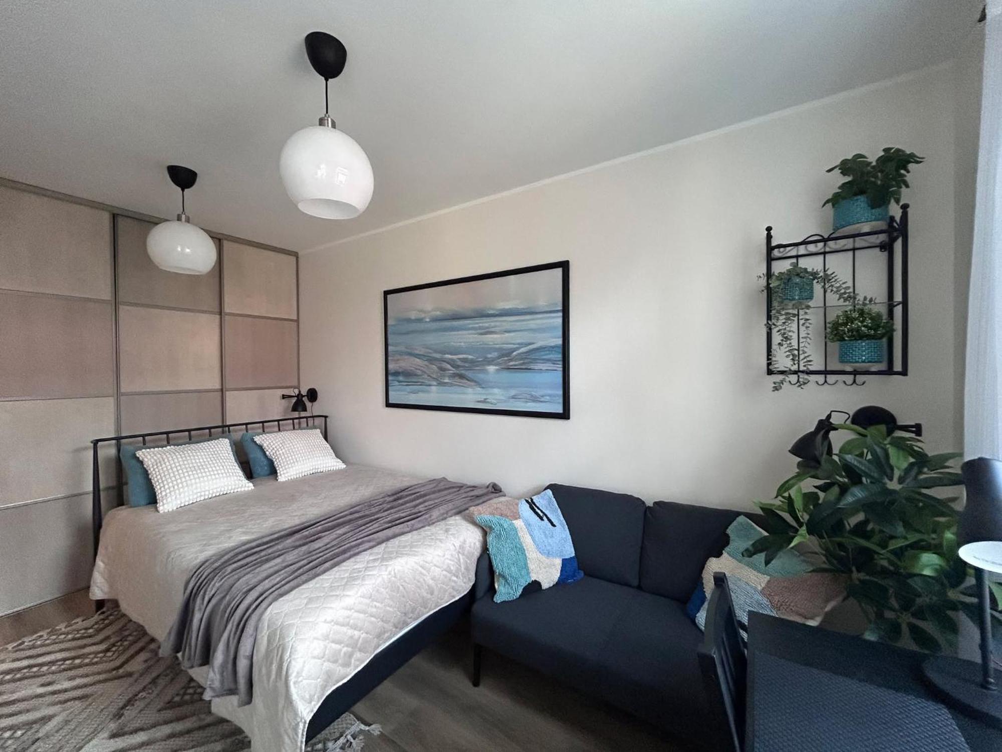 Stella's Kappeli - Near Bus Station And Airport - Near Bus Tram Stops - Free Parking, Wifi And Netflix - New Renovation *
